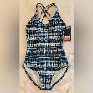 Speedo Women's One Piece Swimsuit in Blue and White